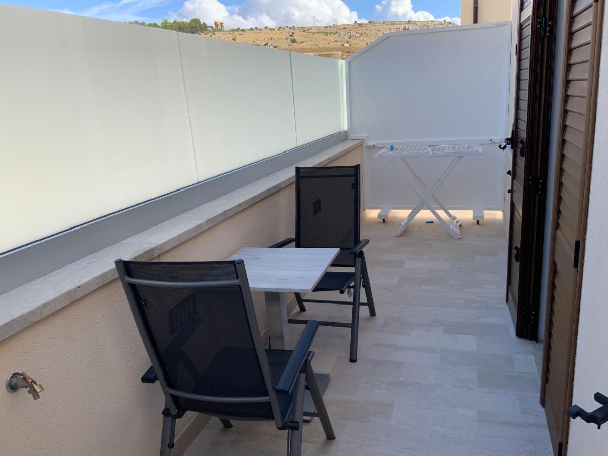 Oasi Nel Deserto Bed & Breakfast Custonaci Eksteriør bilde